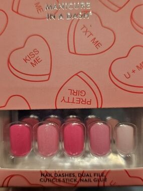 Manicure In A Dash Pink Press-On Nail Set